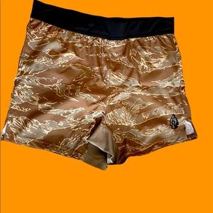 TACHUNTFISH Training Shorts